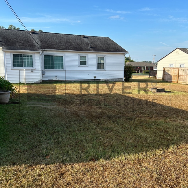 Building Photo - 707 Pasadena Ave