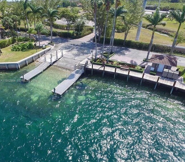 Building Photo - 14765 SW 132nd Pl