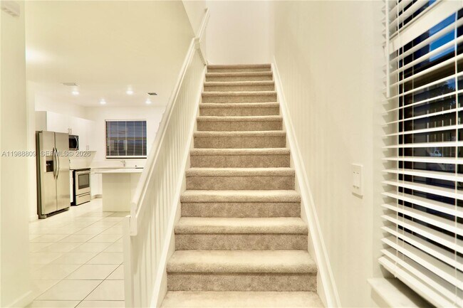 Building Photo - 11719 SW 246 Terrace