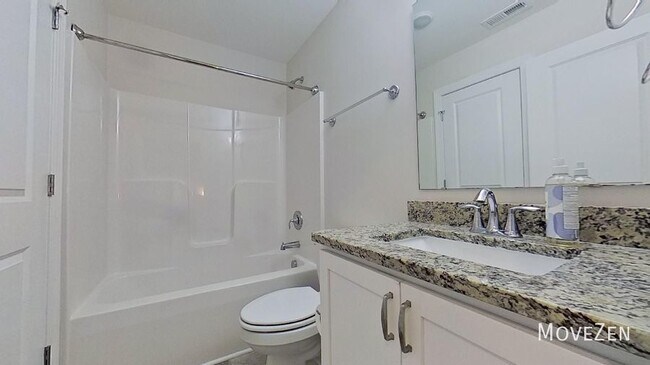 Building Photo - 10101 Belville Oaks Ln