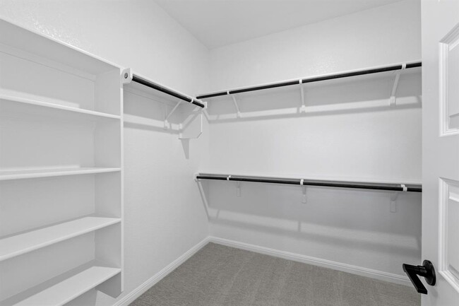 Building Photo - 2725 Woodall Dr