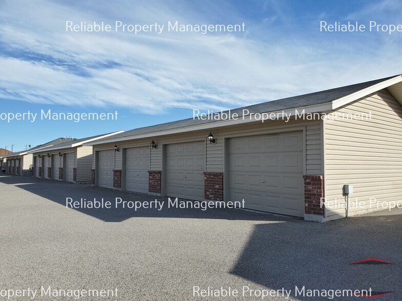Building Photo - 184 Stockham Blvd