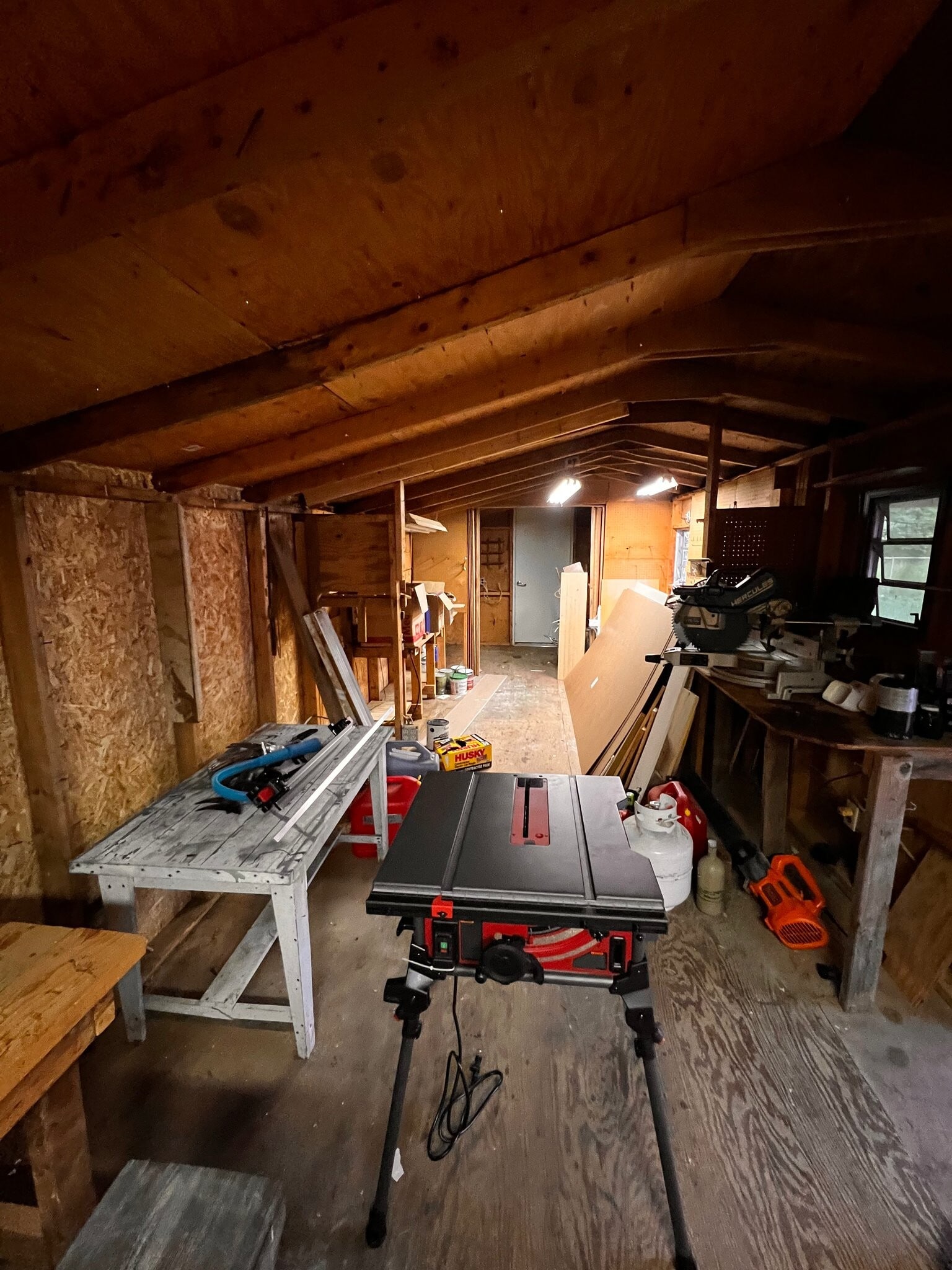 Building Photo - 736 Cedar Dr