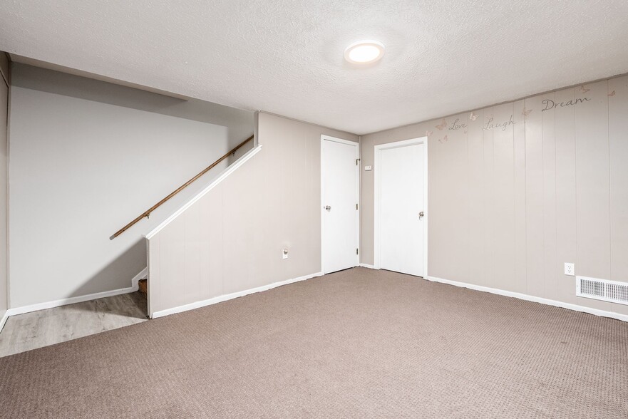 Building Photo - 1202 Worthington Woods Blvd