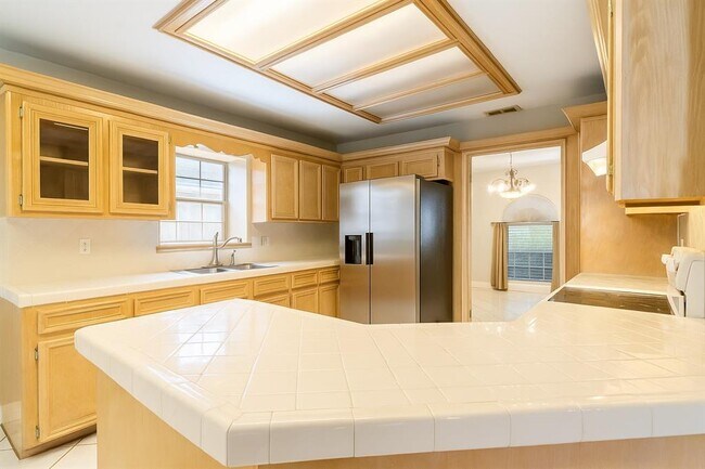 Building Photo - 3482 Chablis Dr