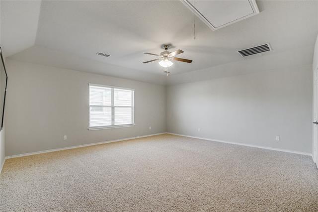 Building Photo - 821 Meadows Dr