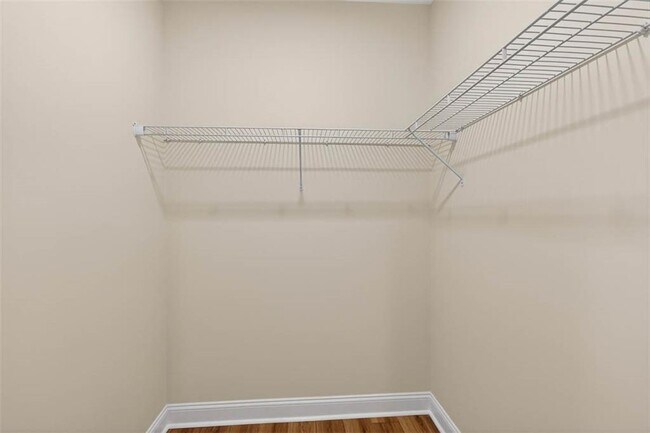 Building Photo - 204 Palm St