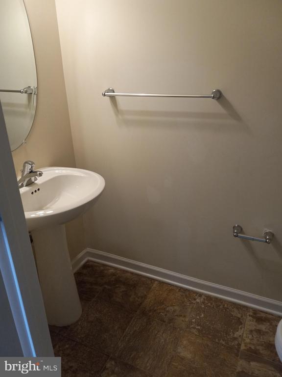 Building Photo - 249 Schramm Lp