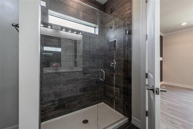 Building Photo - 4470 Gramercy Dr