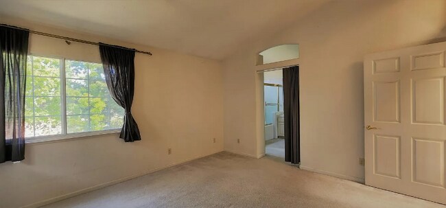 Building Photo - 502 Porpoise Bay Terrace