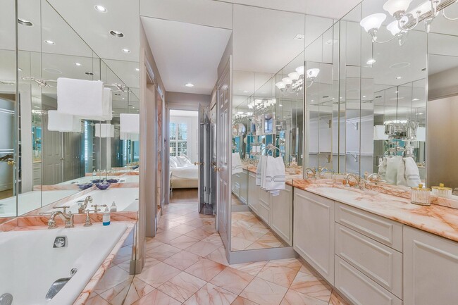 Building Photo - 3230 Volta Pl NW