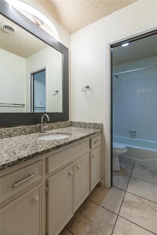 Building Photo - 2601 Edgemont Dr