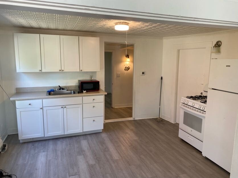 Building Photo - 22 Lafayette St