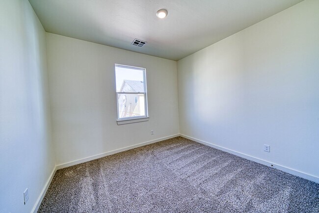 Building Photo - 2528 NW 129th St