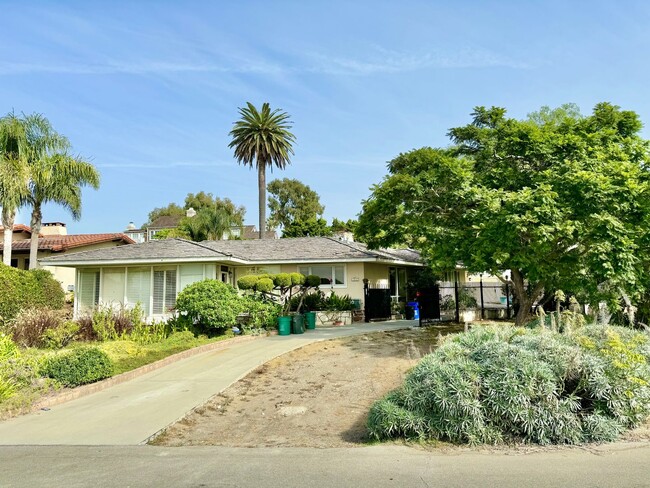 Primary Photo - Private Lower Lunada Bay Home