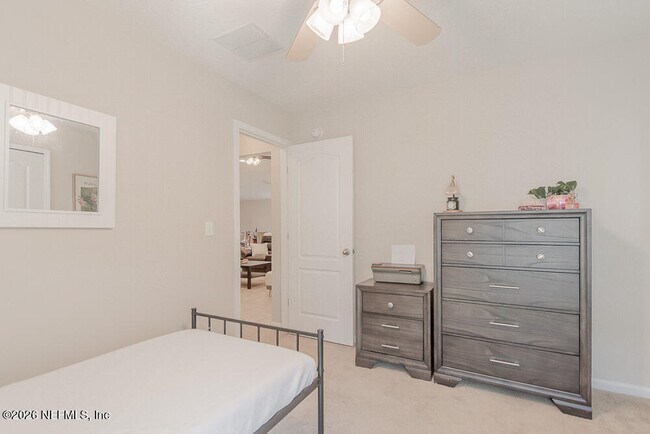 Building Photo - 15816 Twin Creek Dr