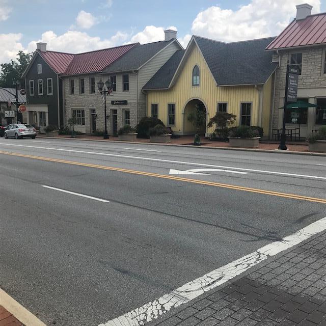 Building Photo - 339 Clover Ln