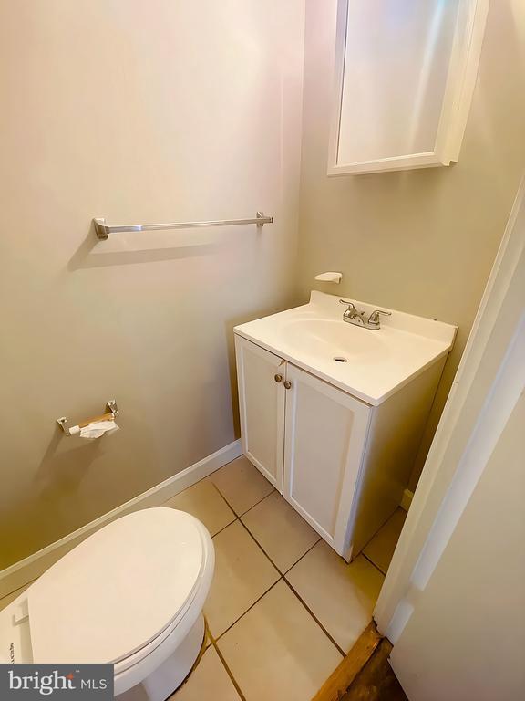 Building Photo - 16649 Geddy Ct