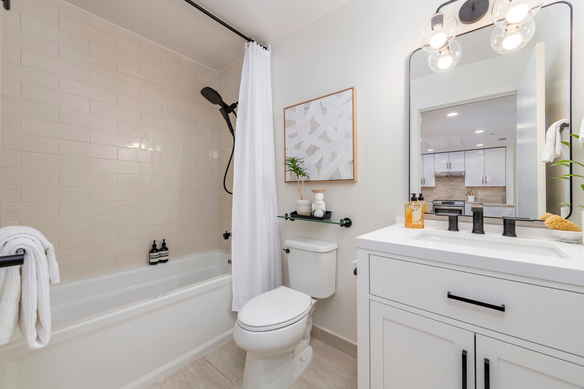 Building Photo - 555 Innes Ave