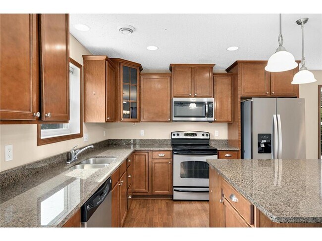 Building Photo - 15650 60th Ave N