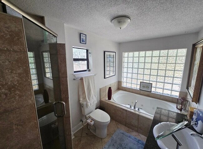 Building Photo - Santa Rosa Beach House