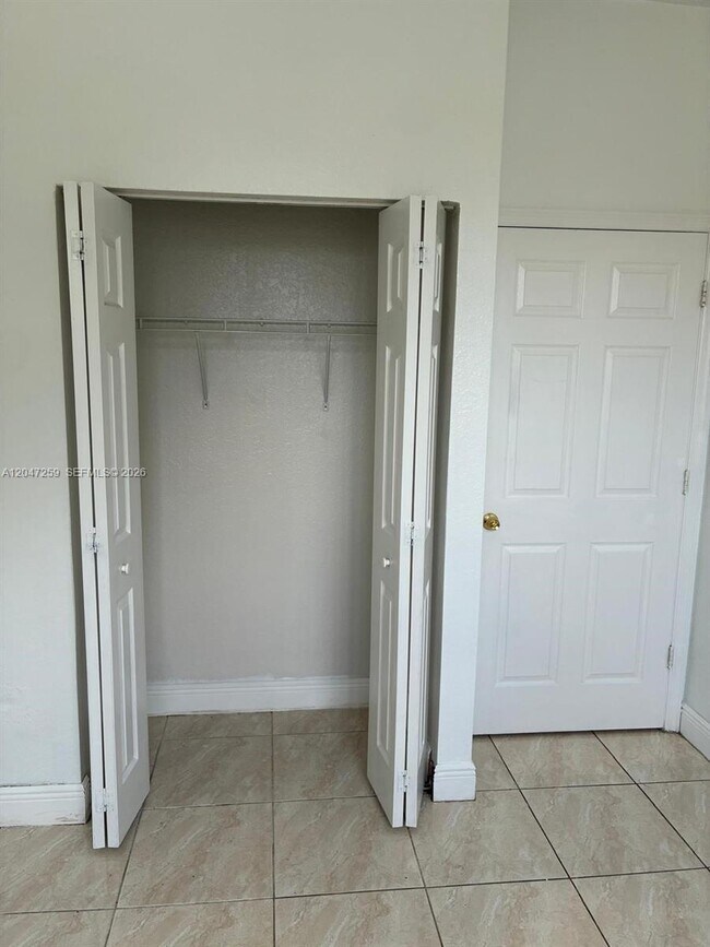 Building Photo - 10970 SW 237th Ln