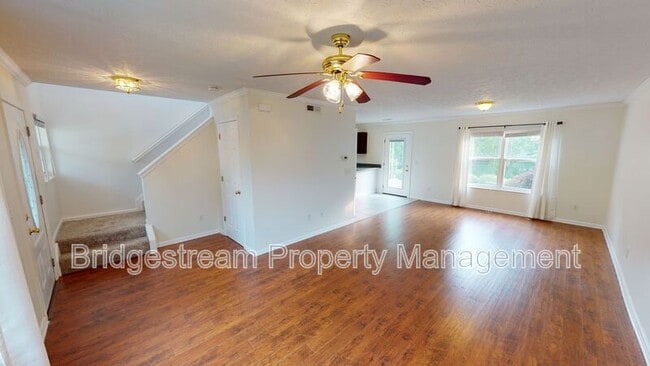 Building Photo - 355 Bishea Ct