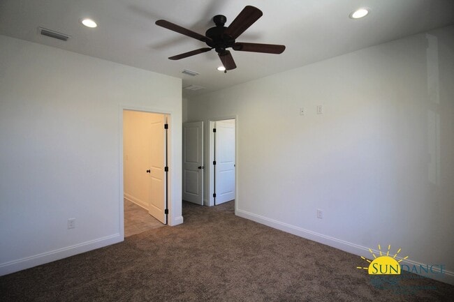 Building Photo - Gorgeous Townhome in Fort Walton Beach