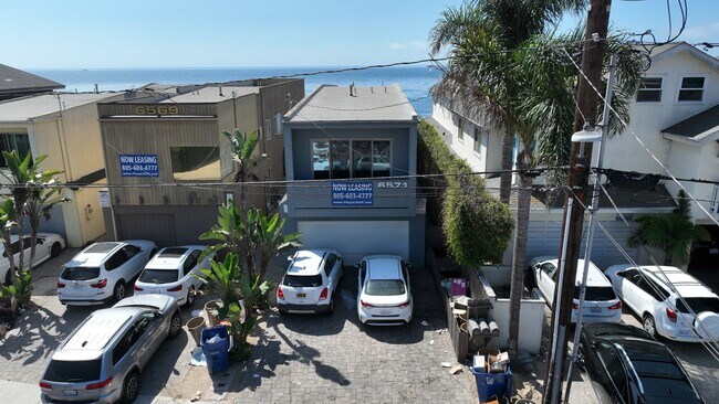 Building Photo - 6571 Del Playa Dr