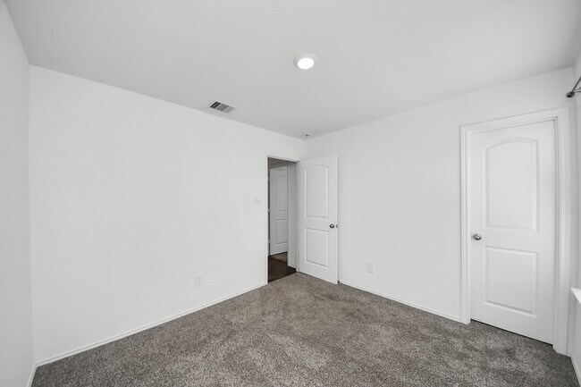 Building Photo - 21314 Sleepy Willow St