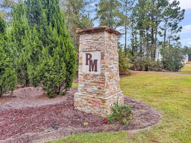 Building Photo - Quiet Comfort Near Cane Bay