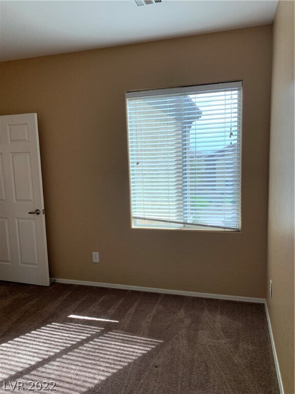 Building Photo - 6868 Sky Pointe Dr