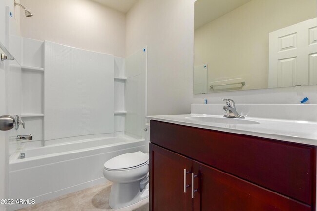 Building Photo - 10926 W Whitton St