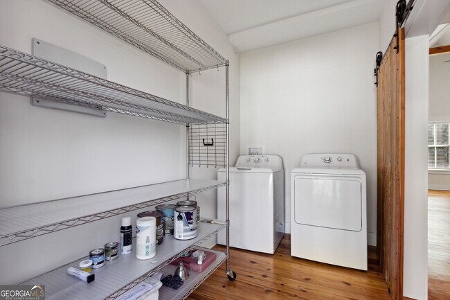 Building Photo - 711 Wheeler St