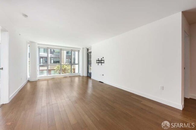 Building Photo - 708 Long Bridge St