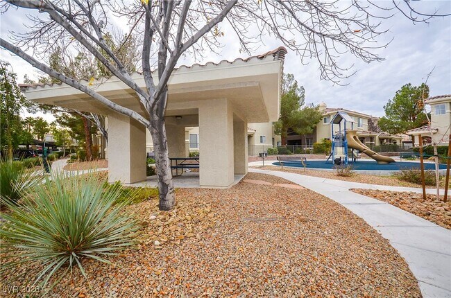 Building Photo - 9050 W Warm Springs Rd