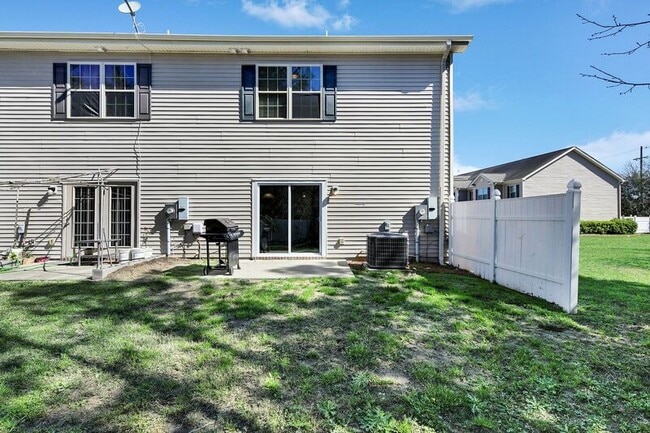 Building Photo - 850 Canyon Oak Loop
