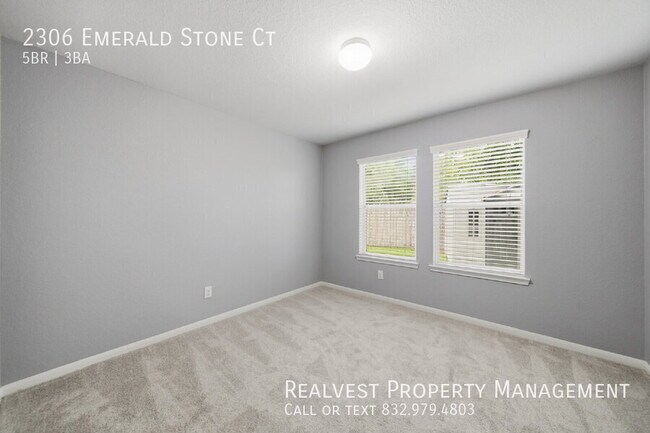 Building Photo - 2306 Emerald Stone Ct