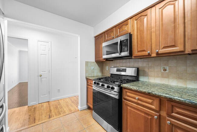 Building Photo - 4401 Smith Ave