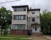 Building Photo - 930 Emerald St