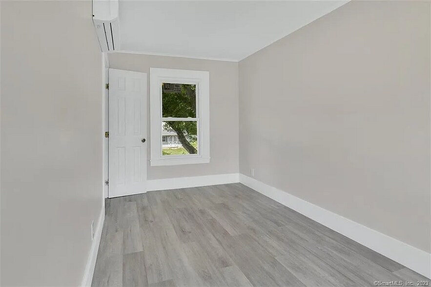 Building Photo - 51 Mill St