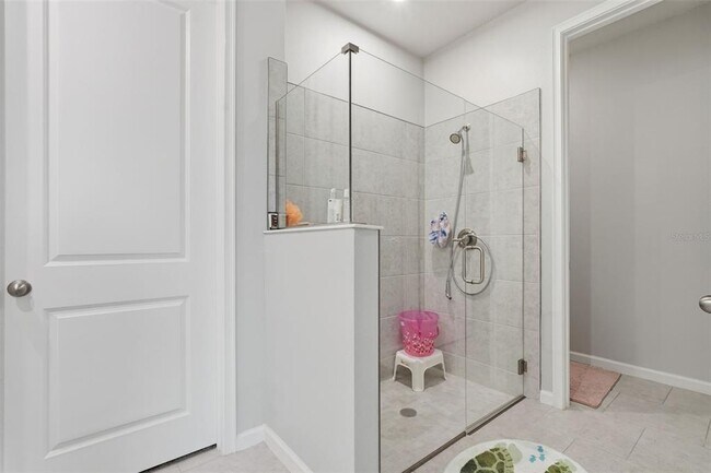 Building Photo - 5989 Timberdale Ave