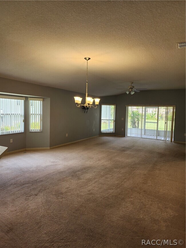 Building Photo - 1815 W Shanelle Path