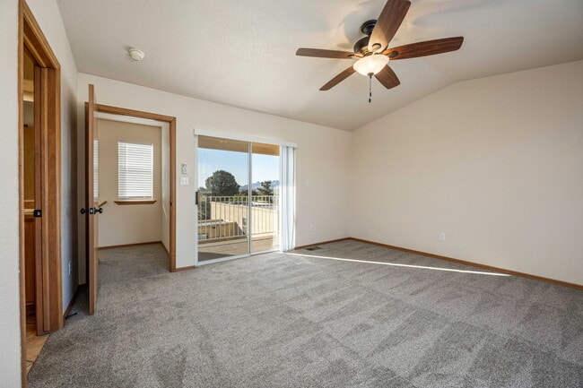 Building Photo - 2353 Saturn Cir