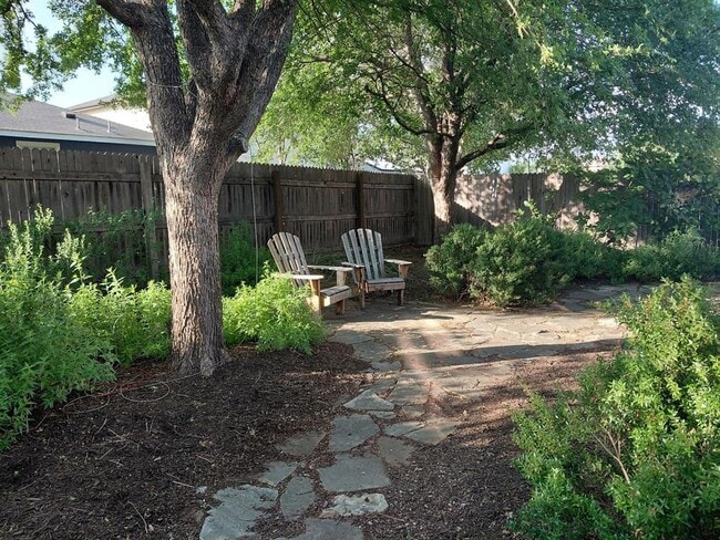 Building Photo - 1612 Poppy Seed Ln