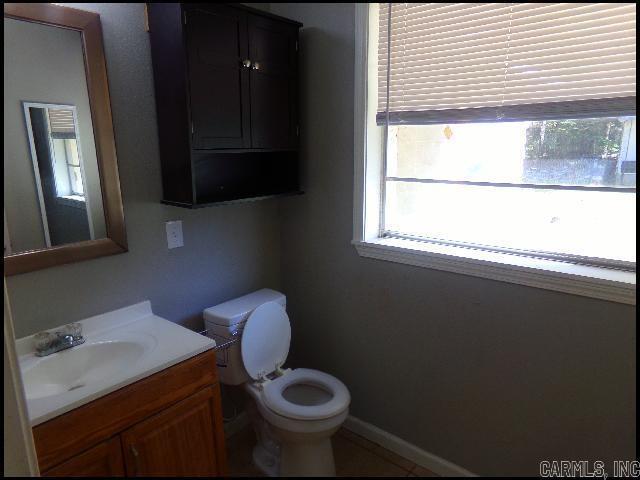 Building Photo - 5412 Young Rd