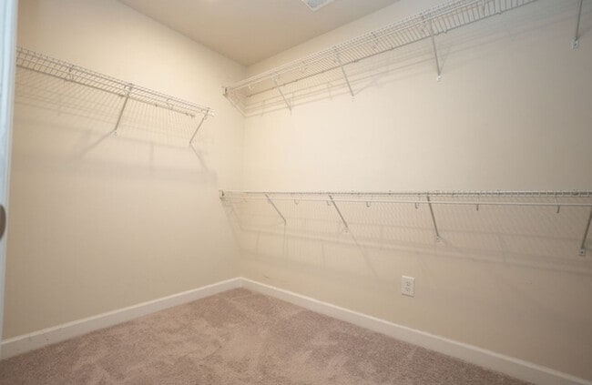 Building Photo - !!! COMING SOON!!! Updated 3BR 3BA Home w/ Private Yard • Stainless Kitchen • Loft in Huntersville