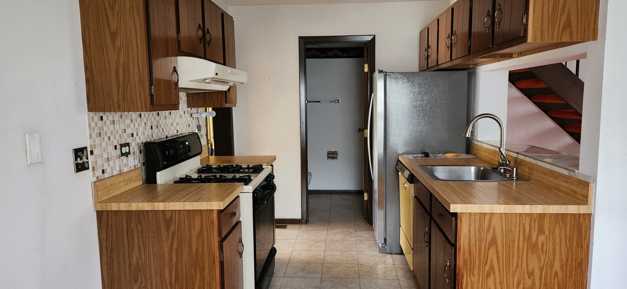 Building Photo - 322 Russet Way