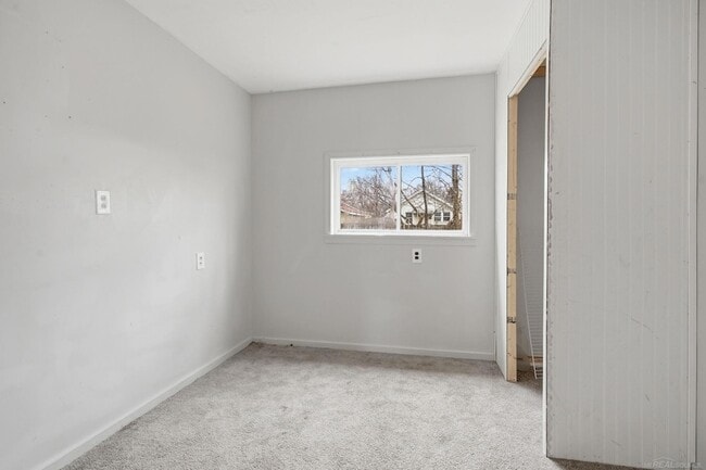 Building Photo - 925 Leland St