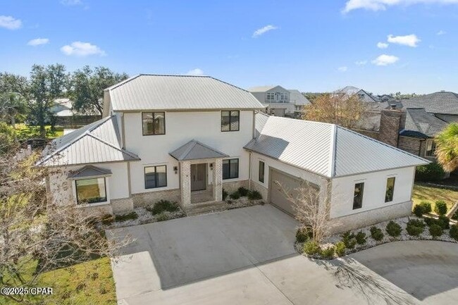 Building Photo - 2205 N Harbour Dr